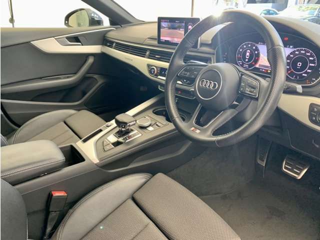 Audi A5 2017-09 23798-8