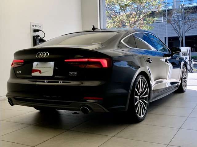 Audi A5 2017-09 23798-1