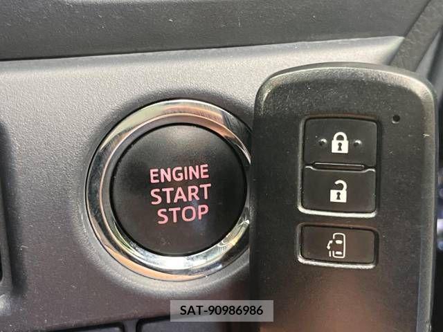 Toyota NOAH 2014-04 321390-6