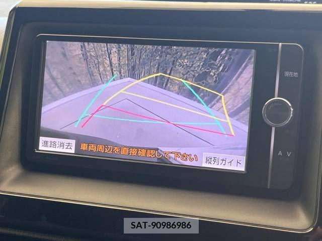 Toyota NOAH 2014-04 321390-3
