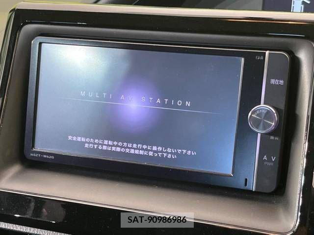 Toyota NOAH 2014-04 321390-2