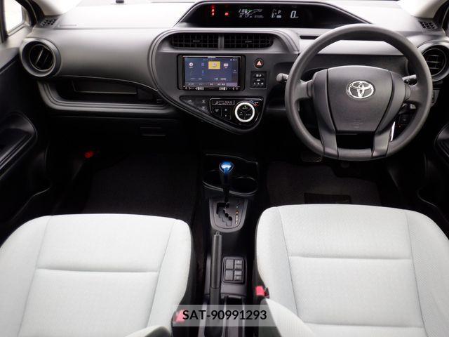 Toyota AQUA 2018-12 206270-1
