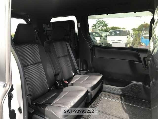 Toyota VOXY 2021-02 289080-8