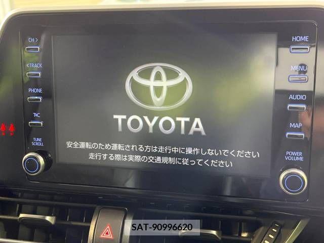 Toyota C-HR 2021-03 220542-2