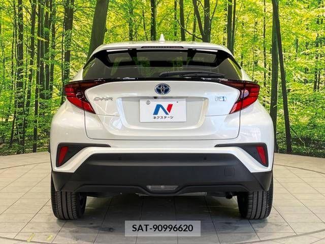 Toyota C-HR 2021-03 220542-15