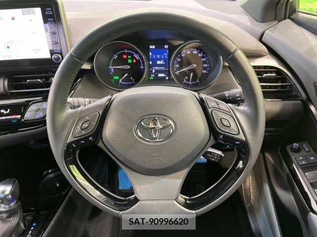 Toyota C-HR 2021-03 220542-11
