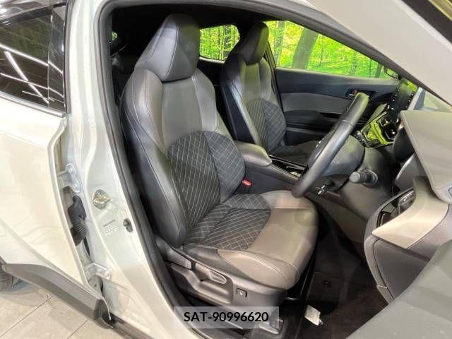 Toyota C-HR 2021-03 220542-8