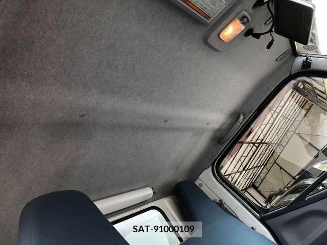 Mitsubishi CANTER 2014-06 302581-11