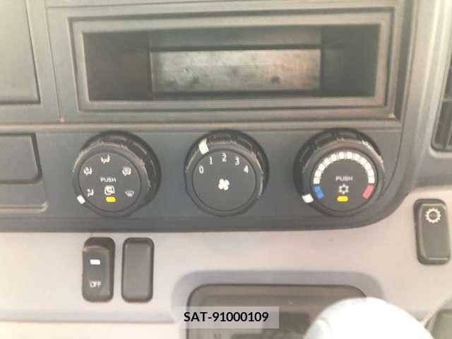 Mitsubishi CANTER 2014-06 302581-8