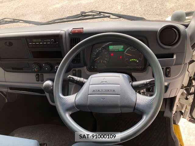 Mitsubishi CANTER 2014-06 302581-6