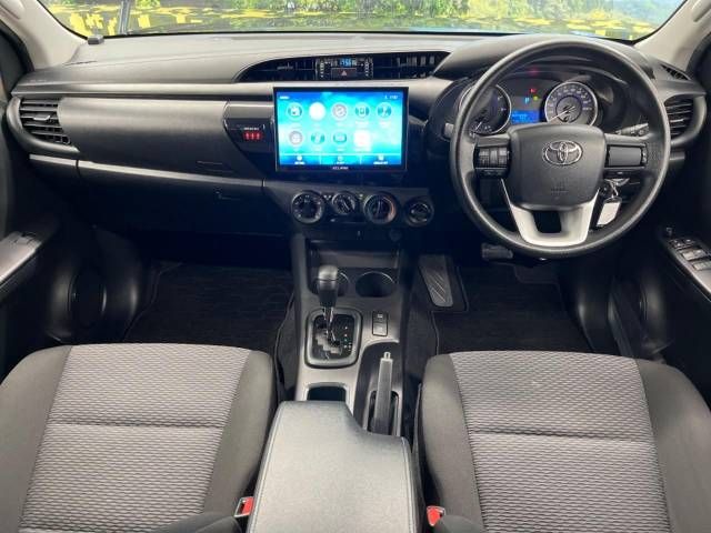 Toyota HILUX 2018-09 182614-1