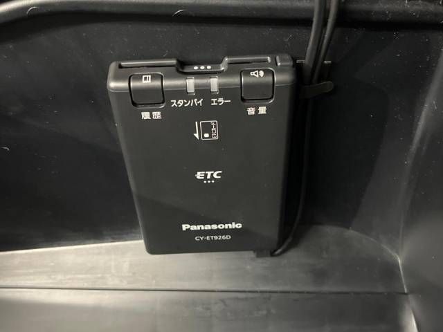 Toyota HILUX 2018-09 182614-5