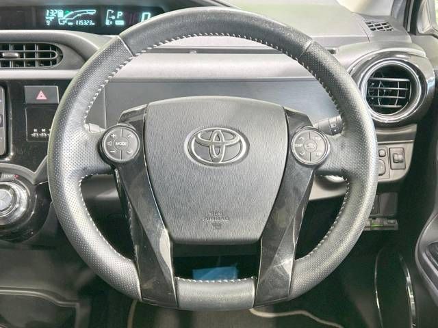Toyota AQUA 2014-03 193786-11