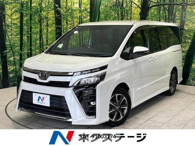 Toyota VOXY 2018-08 370284-0