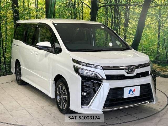 Toyota VOXY 2018-08 370284-16