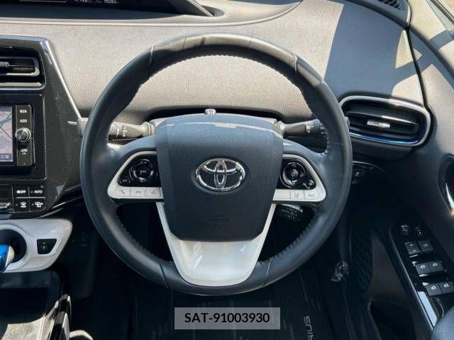 Toyota PRIUS 2016-10 322540-13