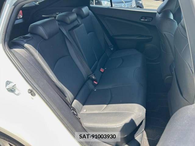 Toyota PRIUS 2016-10 322540-11