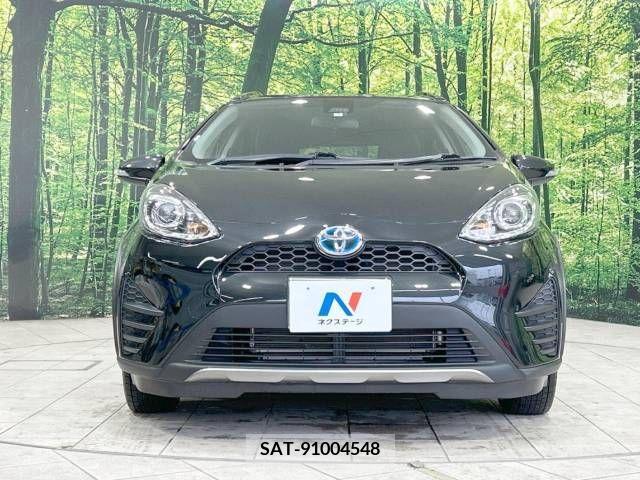 Toyota AQUA 2017-11 220487-14