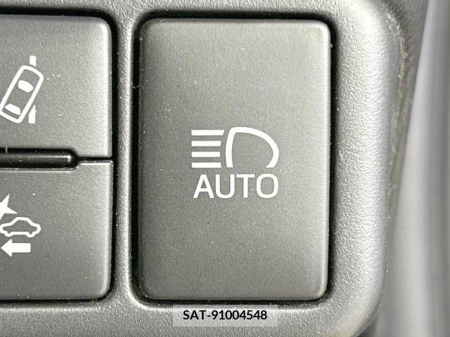 Toyota AQUA 2017-11 220487-7