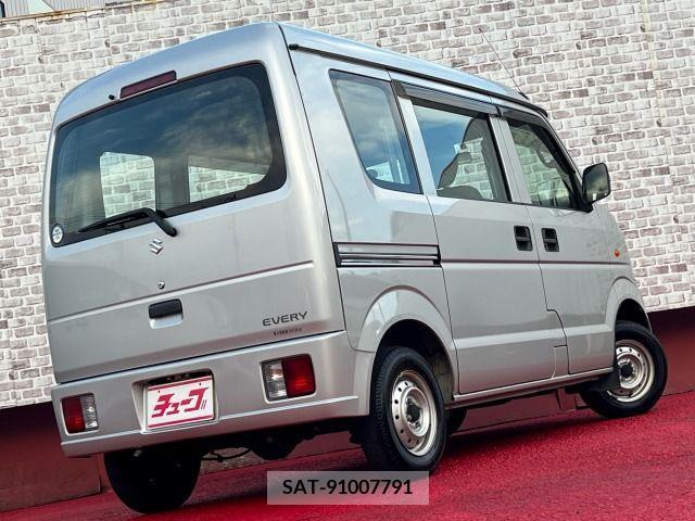 Suzuki EVERY 2012-11 349199-2