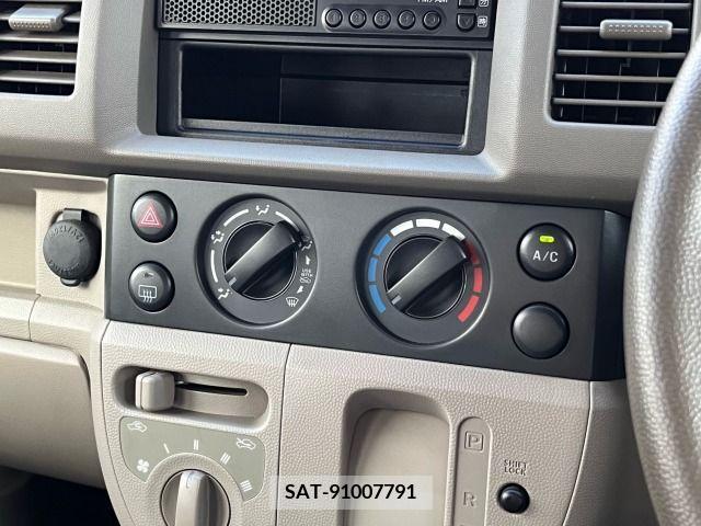 Suzuki EVERY 2012-11 349199-14
