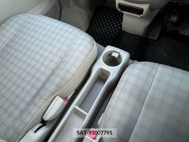 Suzuki EVERY 2012-11 349199-11