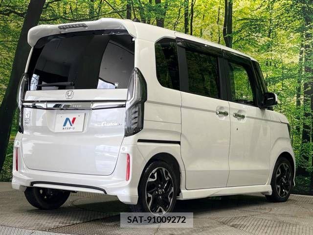 Honda N BOX CUSTOM 2019-06 364887-17
