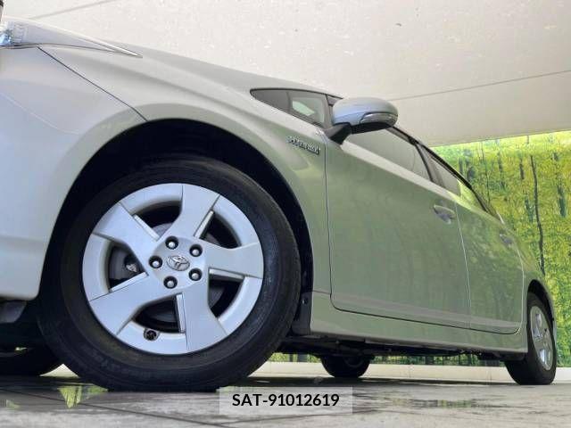 Toyota PRIUS 2011-07 382827-12