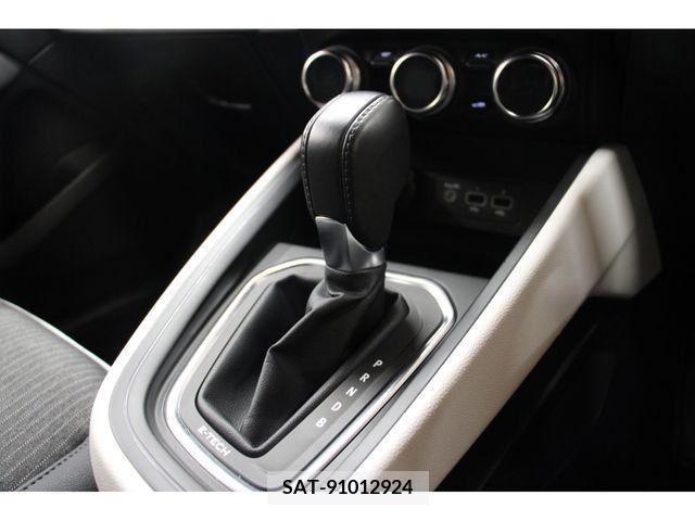 Renault LUTECIA 2022-07 335126-4