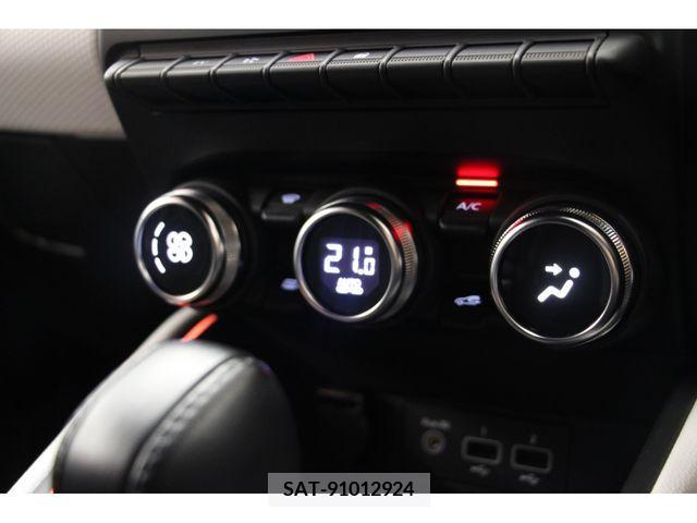 Renault LUTECIA 2022-07 335126-12