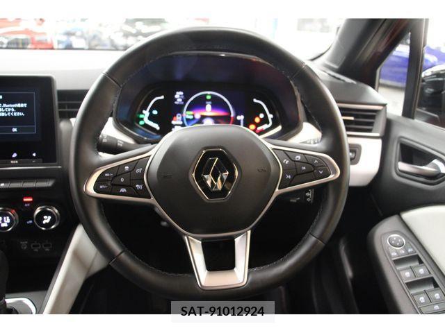 Renault LUTECIA 2022-07 335126-19