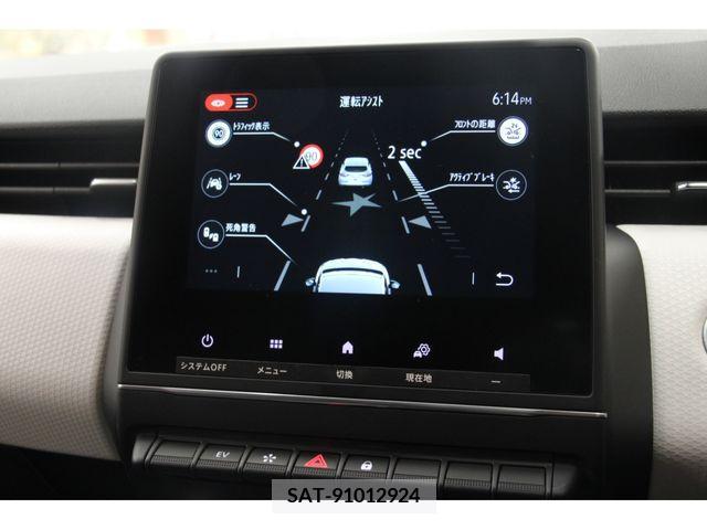 Renault LUTECIA 2022-07 335126-8