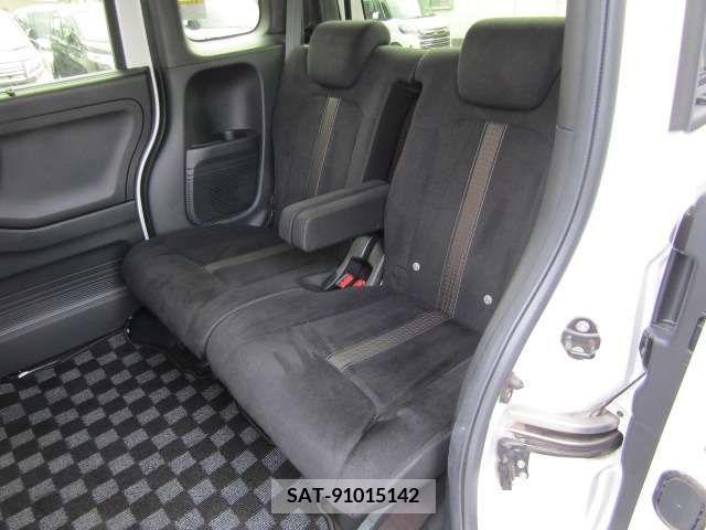 Honda N BOX CUSTOM 2020-01 241488-19