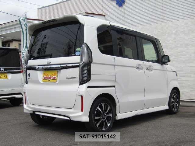 Honda N BOX CUSTOM 2020-01 241488-4