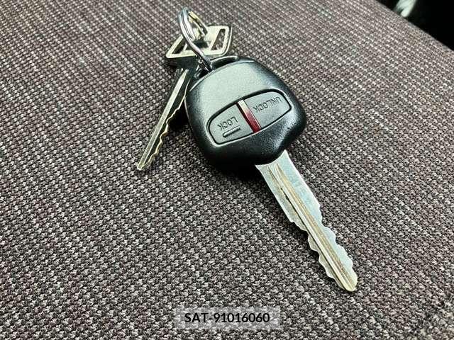 Mitsubishi PAJERO MINI 2012-07 374931-19