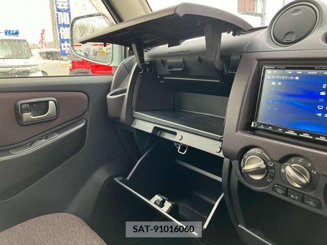 Mitsubishi PAJERO MINI 2012-07 374931-18