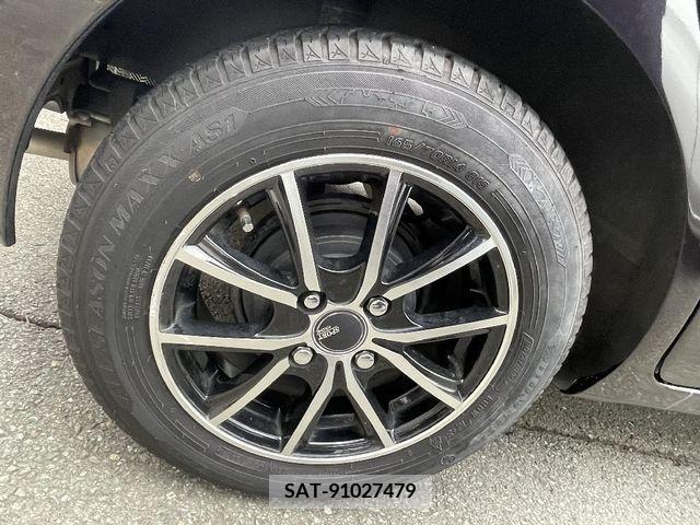 Nissan MARCH 2017-01 222735-24
