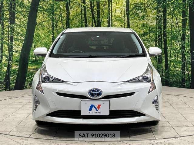 Toyota PRIUS 2016-06 243929-14
