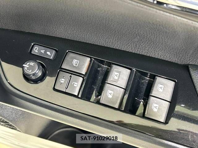 Toyota PRIUS 2016-06 243929-6