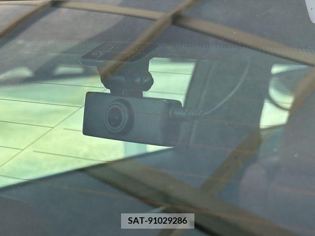 Lexus IS 2023-06 300024-2