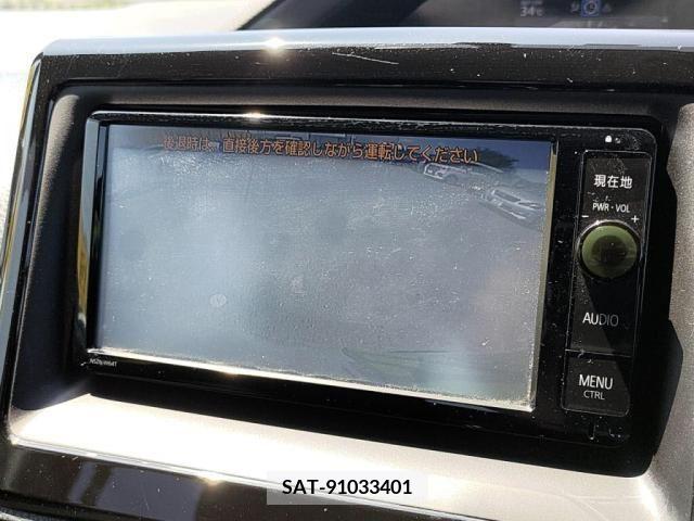 Toyota VOXY 2015-12 370493-17