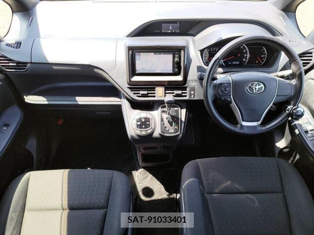 Toyota VOXY 2015-12 370493-2