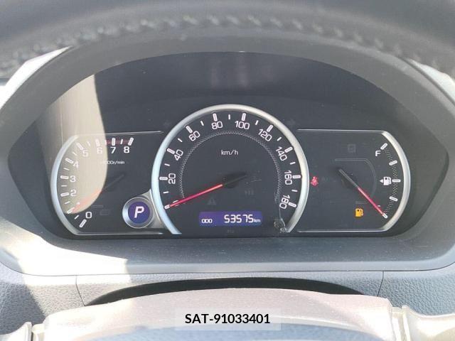 Toyota VOXY 2015-12 370493-28
