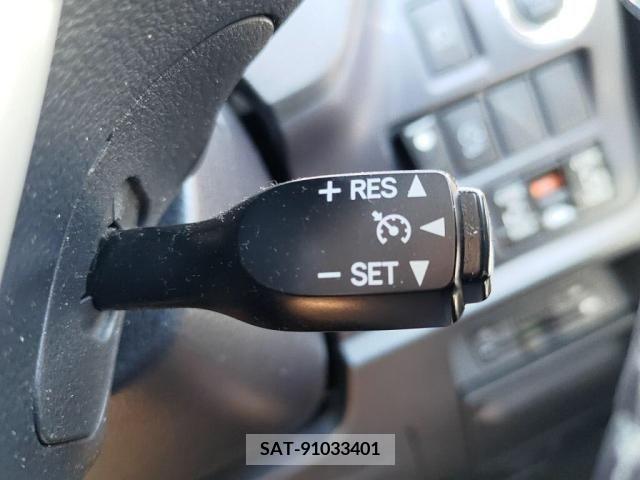 Toyota VOXY 2015-12 370493-18
