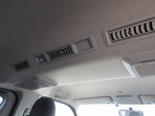 Toyota REGIUSACE VAN 2012-07 194199-19
