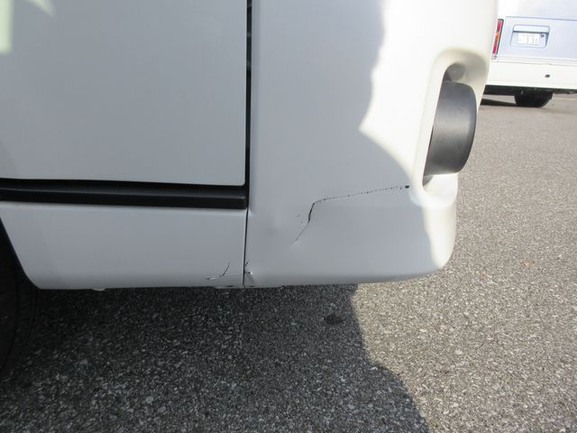 Toyota REGIUSACE VAN 2012-07 194199-20