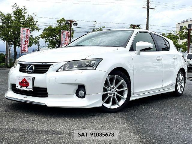 Lexus CT 2012-01 322656-0