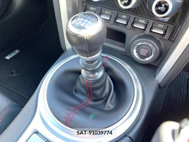 Subaru BRZ 2017-02 216747-9