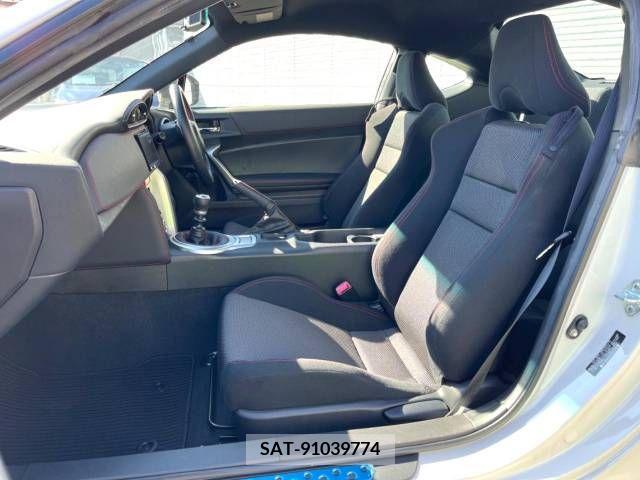 Subaru BRZ 2017-02 216747-19