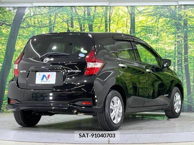 Nissan NOTE 2017-12 348322-17